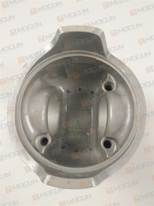 6D24 ME152652 Cast Iron Piston Auto Parts , High Compression Pistons In An Engine ME158096 ME151416