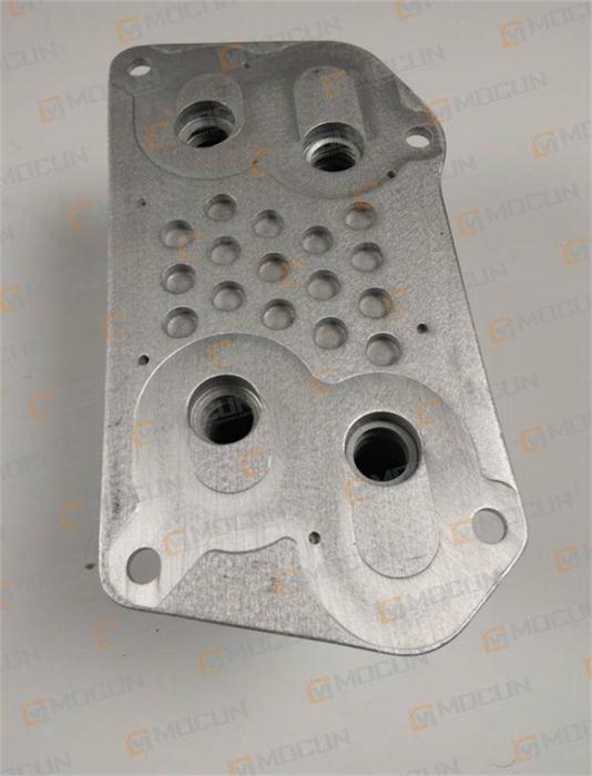 Deutz D6D Car Oil Cooler Cover / Core For Volvo EC210B EC210BLC 04252961 VOE04252961
