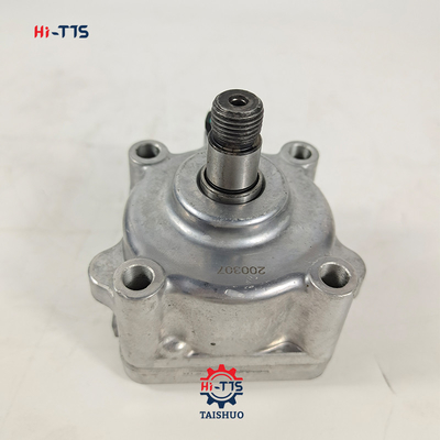 Engine Oil Pump D750 D850 V2203 V2403 15261-35010 1526135010 15471-35013