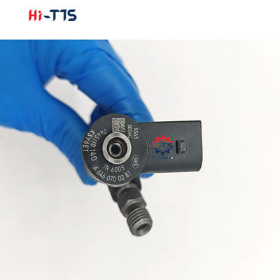 A6460700287  0445110140 0986435107 Diesel Fuel Injector  For Mercedes-Benz Engine